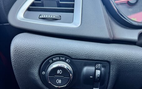 Opel Astra J, 2013 год, 990 000 рублей, 16 фотография