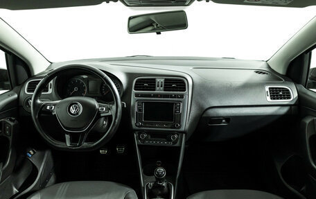 Volkswagen Polo VI (EU Market), 2016 год, 849 585 рублей, 13 фотография