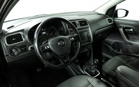 Volkswagen Polo VI (EU Market), 2016 год, 849 585 рублей, 11 фотография