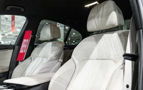 BMW 5 серия, 2019 год, 3 549 700 рублей, 18 фотография