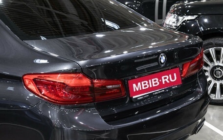 BMW 5 серия, 2019 год, 3 549 700 рублей, 14 фотография