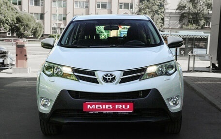 Toyota RAV4, 2014 год, 1 900 000 рублей, 2 фотография