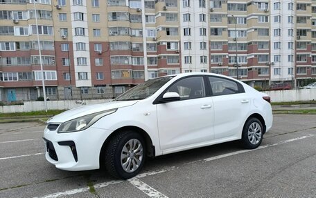 KIA Rio IV, 2017 год, 990 000 рублей, 9 фотография