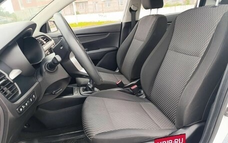 KIA Rio IV, 2017 год, 990 000 рублей, 12 фотография