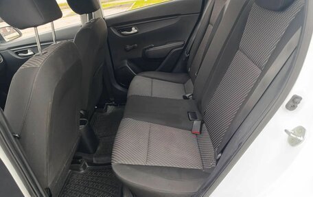 KIA Rio IV, 2017 год, 990 000 рублей, 14 фотография