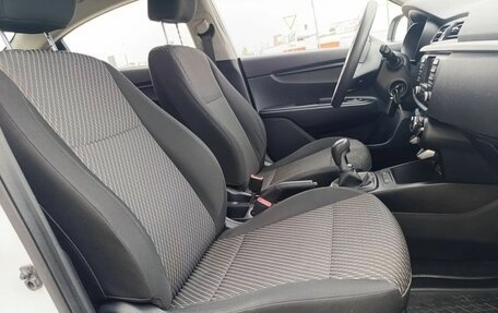 KIA Rio IV, 2017 год, 990 000 рублей, 13 фотография