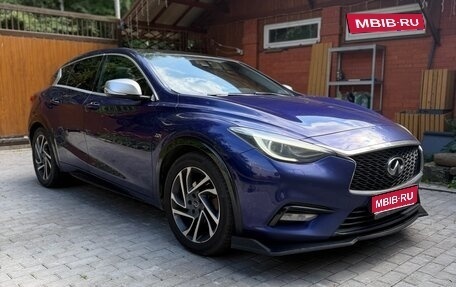 Infiniti Q30, 2016 год, 2 177 000 рублей, 1 фотография