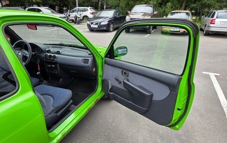 Nissan Micra II, 2002 год, 300 000 рублей, 11 фотография