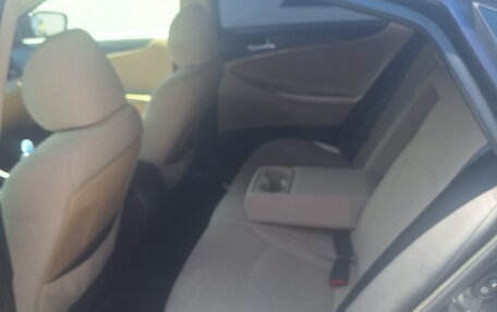 Hyundai Sonata VI, 2010 год, 1 150 000 рублей, 11 фотография