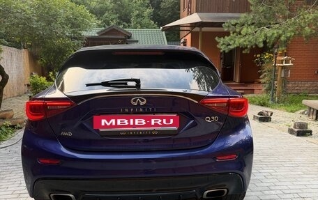 Infiniti Q30, 2016 год, 2 177 000 рублей, 9 фотография