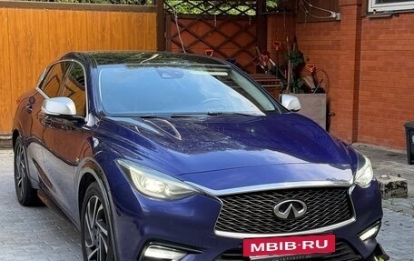 Infiniti Q30, 2016 год, 2 177 000 рублей, 7 фотография
