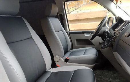 Volkswagen Transporter T5 рестайлинг, 2013 год, 1 930 000 рублей, 14 фотография