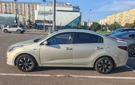KIA Rio IV, 2018 год, 1 350 000 рублей, 2 фотография