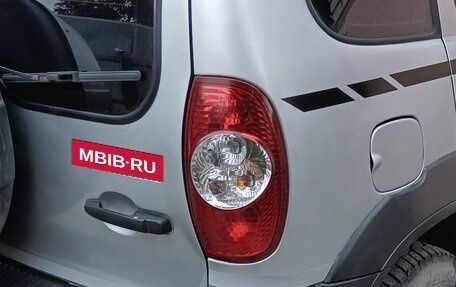 Chevrolet Niva I рестайлинг, 2015 год, 450 000 рублей, 24 фотография