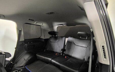 Lexus LX III, 2011 год, 2 400 000 рублей, 15 фотография