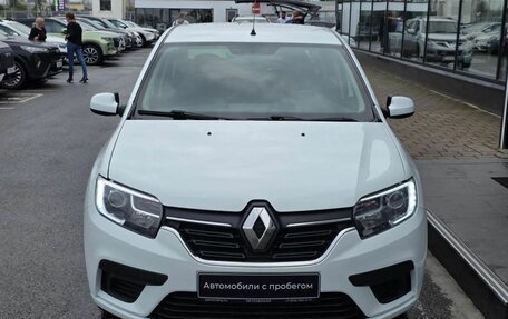 Renault Logan II, 2020 год, 700 000 рублей, 4 фотография