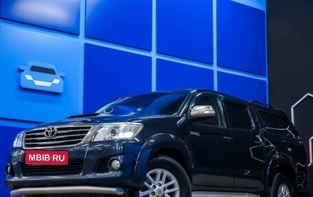 Toyota Hilux VII, 2015 год, 2 450 000 рублей, 1 фотография