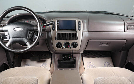 Ford Explorer III, 2004 год, 1 049 000 рублей, 13 фотография