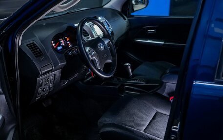 Toyota Hilux VII, 2015 год, 2 450 000 рублей, 10 фотография