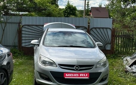 Opel Astra J, 2013 год, 715 000 рублей, 10 фотография