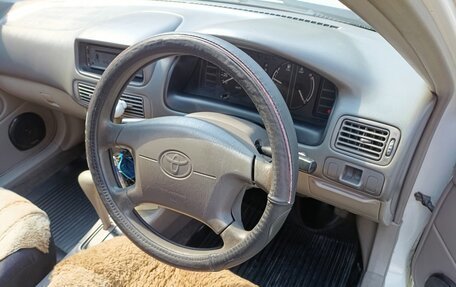 Toyota Corolla, 1999 год, 300 000 рублей, 2 фотография