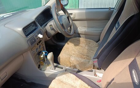 Toyota Corolla, 1999 год, 300 000 рублей, 3 фотография