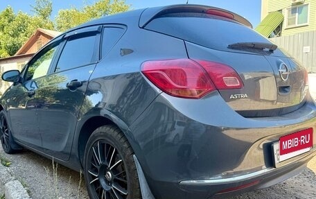 Opel Astra J, 2013 год, 533 000 рублей, 3 фотография