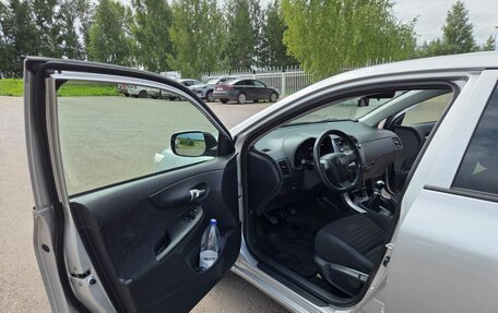 Toyota Corolla, 2012 год, 1 100 000 рублей, 9 фотография