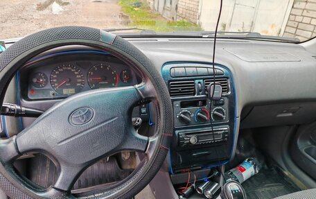 Toyota Avensis III рестайлинг, 1998 год, 176 000 рублей, 9 фотография