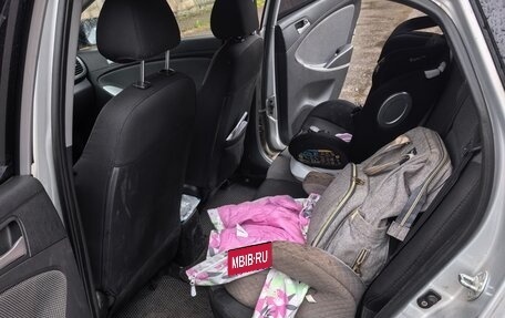 Hyundai Solaris II рестайлинг, 2012 год, 630 000 рублей, 9 фотография