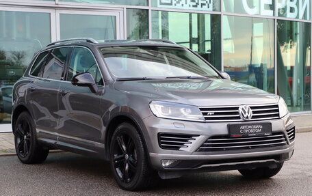 Volkswagen Touareg III, 2017 год, 3 760 000 рублей, 3 фотография