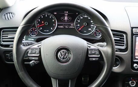 Volkswagen Touareg III, 2017 год, 3 760 000 рублей, 10 фотография
