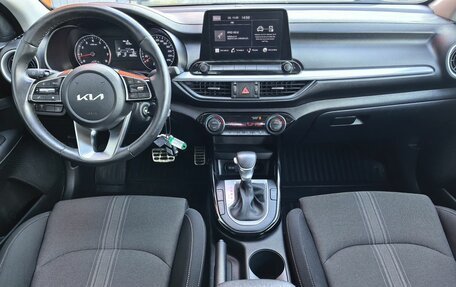KIA Cerato IV, 2022 год, 2 349 000 рублей, 6 фотография