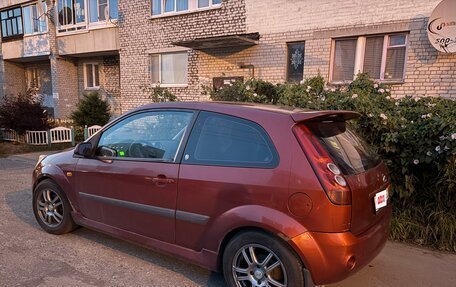 Ford Fiesta, 2006 год, 190 000 рублей, 3 фотография