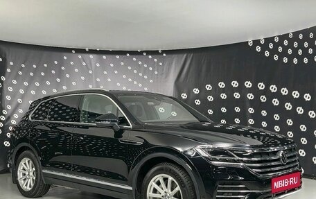 Volkswagen Touareg III, 2021 год, 5 670 000 рублей, 3 фотография