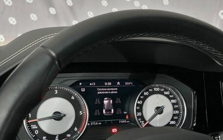 Volkswagen Touareg III, 2021 год, 5 670 000 рублей, 19 фотография