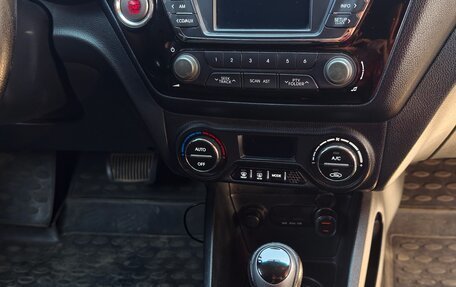 KIA Rio III рестайлинг, 2011 год, 870 000 рублей, 17 фотография