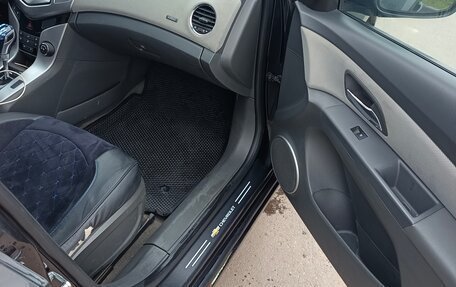 Chevrolet Cruze II, 2010 год, 480 000 рублей, 11 фотография