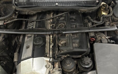 BMW 3 серия, 2001 год, 1 000 000 рублей, 15 фотография