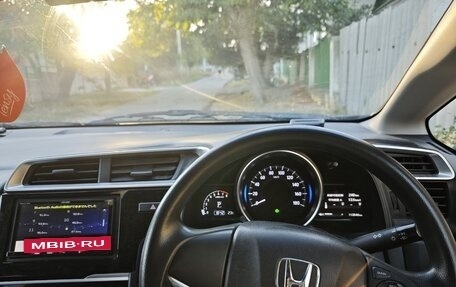 Honda Fit III, 2018 год, 1 140 000 рублей, 5 фотография