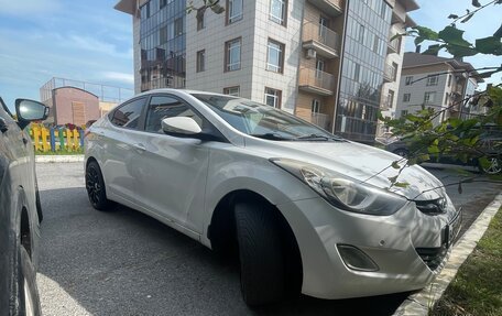 Hyundai Elantra V, 2012 год, 840 000 рублей, 2 фотография