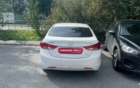 Hyundai Elantra V, 2012 год, 840 000 рублей, 3 фотография