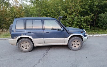 Suzuki Escudo III, 1995 год, 250 000 рублей, 4 фотография