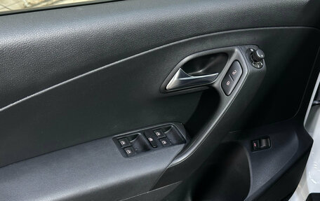 Volkswagen Polo VI (EU Market), 2019 год, 1 100 000 рублей, 11 фотография