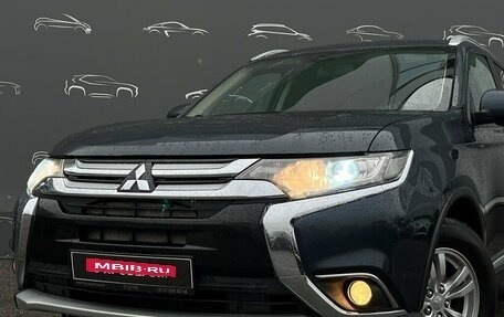 Mitsubishi Outlander III рестайлинг 3, 2017 год, 1 820 700 рублей, 25 фотография