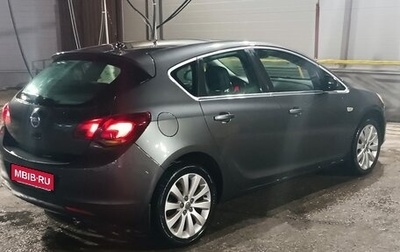 Opel Astra J, 2011 год, 730 000 рублей, 1 фотография