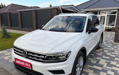 Volkswagen Tiguan II, 2019 год, 2 680 000 рублей, 1 фотография