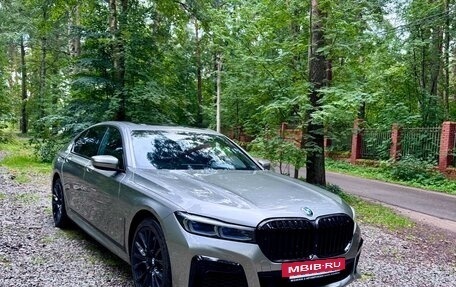 BMW 7 серия, 2020 год, 5 300 000 рублей, 3 фотография