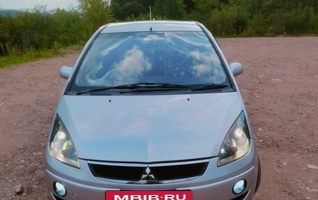 Mitsubishi Colt VI рестайлинг, 2003 год, 340 000 рублей, 3 фотография