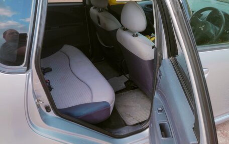 Mitsubishi Colt VI рестайлинг, 2003 год, 340 000 рублей, 14 фотография
